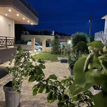 Pasithea House *
